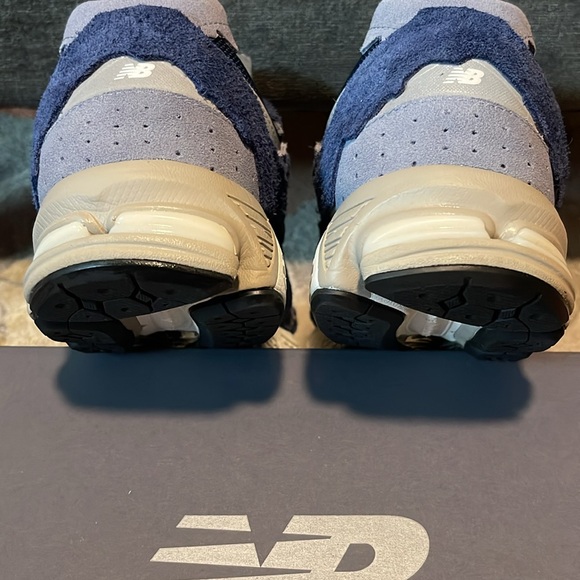 New Balance 2002R - Picture 8 of 11